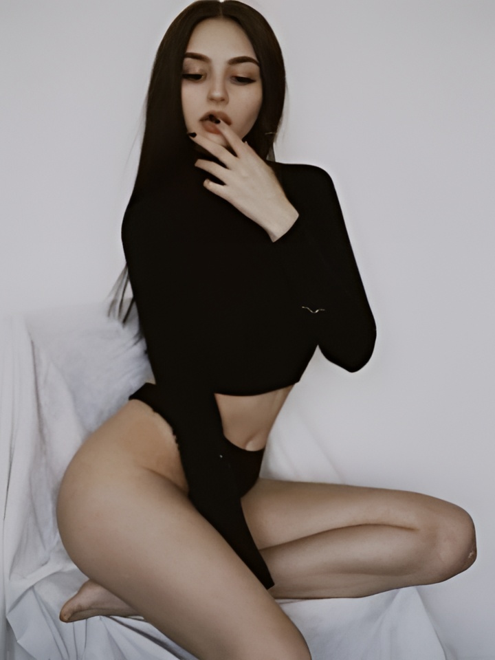 Дарина привлекательная девушка из Омска цена от 1500 руб