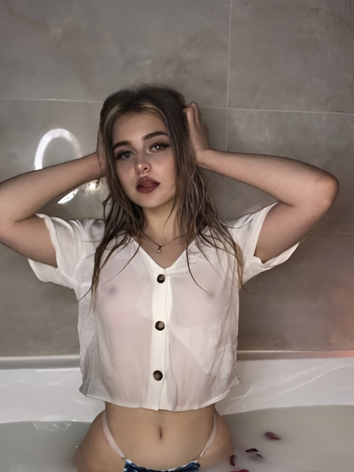 Илона привлекательная девушка из Омска цена от 4000 руб