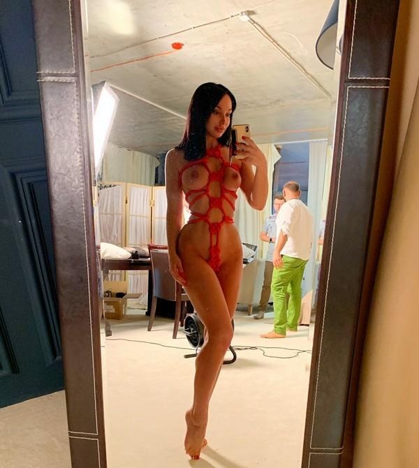 Настасья привлекательная девушка из Омска цена от 3500 руб