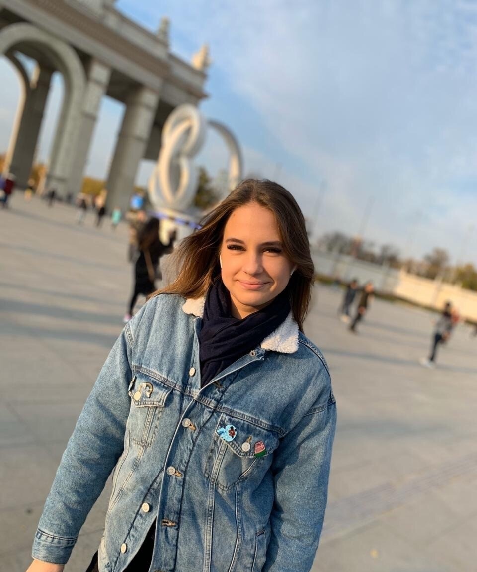 Надежда привлекательная девушка из Омска цена от 3500 руб